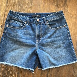 1822 Women's Blue Denim Shorts